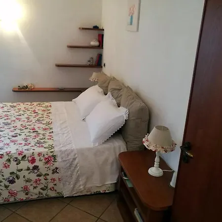 La Petite Maison - Panoramic Di Teresa De Martino Apartment *