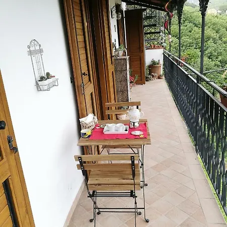 La Petite Maison - Panoramic Di Teresa De Martino