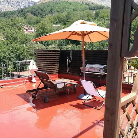 La Petite Maison - Panoramic Di Teresa De Martino *